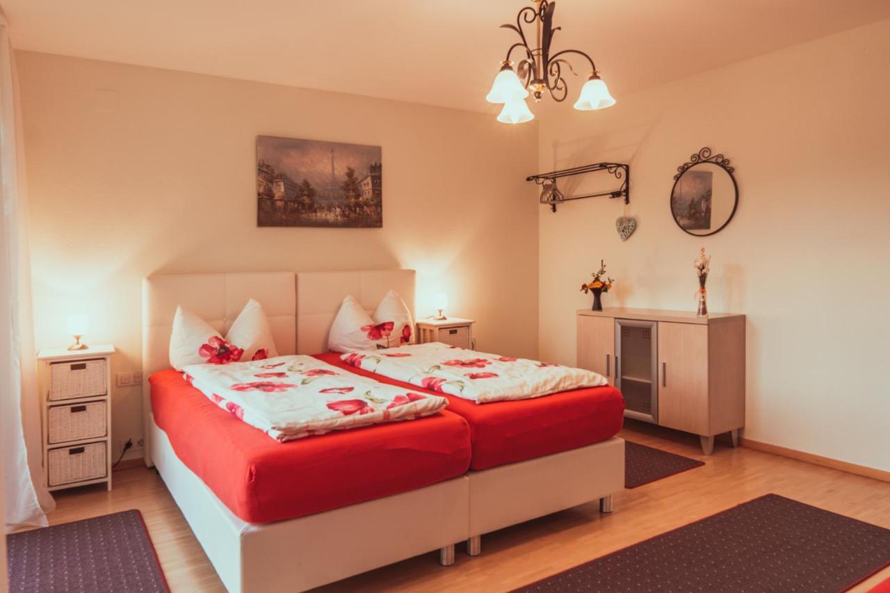Coraline -Koblach, 6-10 P, 3 Schlafzimmer, Kueche, Riesige Terrasse, Parkplatz, Wifi, Stellplatz Ski Exterior foto