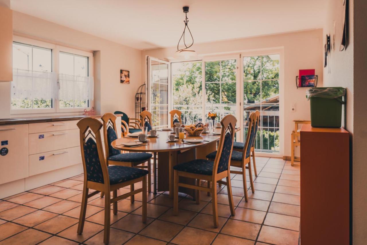 Coraline -Koblach, 6-10 P, 3 Schlafzimmer, Kueche, Riesige Terrasse, Parkplatz, Wifi, Stellplatz Ski Exterior foto